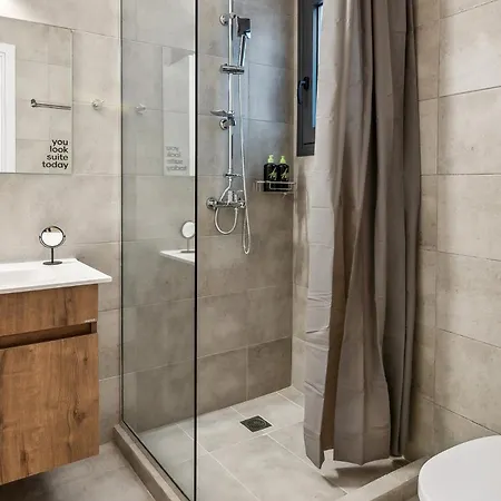 Limehome Athens Solonos City Center 雅典 Exterior photo