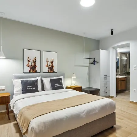 Limehome Athens Solonos City Center 雅典 Exterior photo