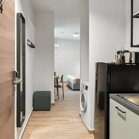 Limehome Athens Solonos City Center 雅典 Room photo
