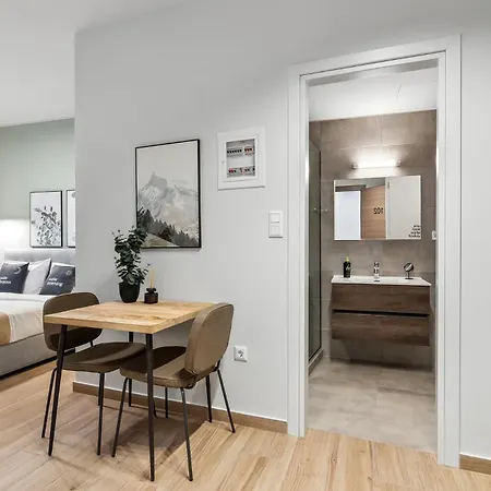 Limehome Athens Solonos City Center 雅典 Room photo