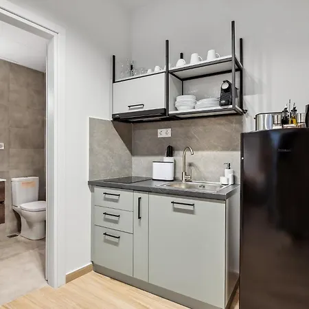 Limehome Athens Solonos City Center 雅典 Room photo