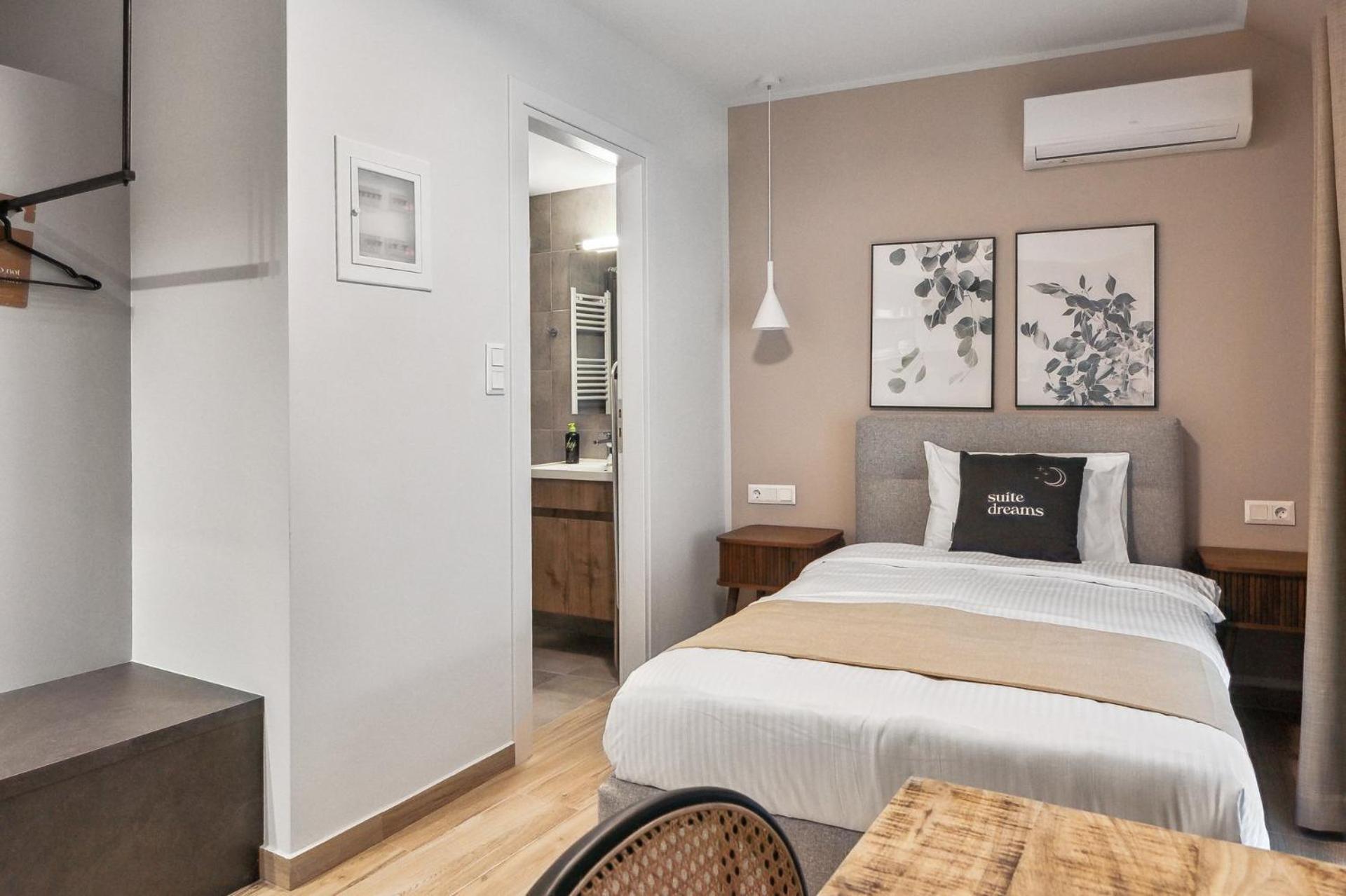 Limehome Solonos Center Apartment *