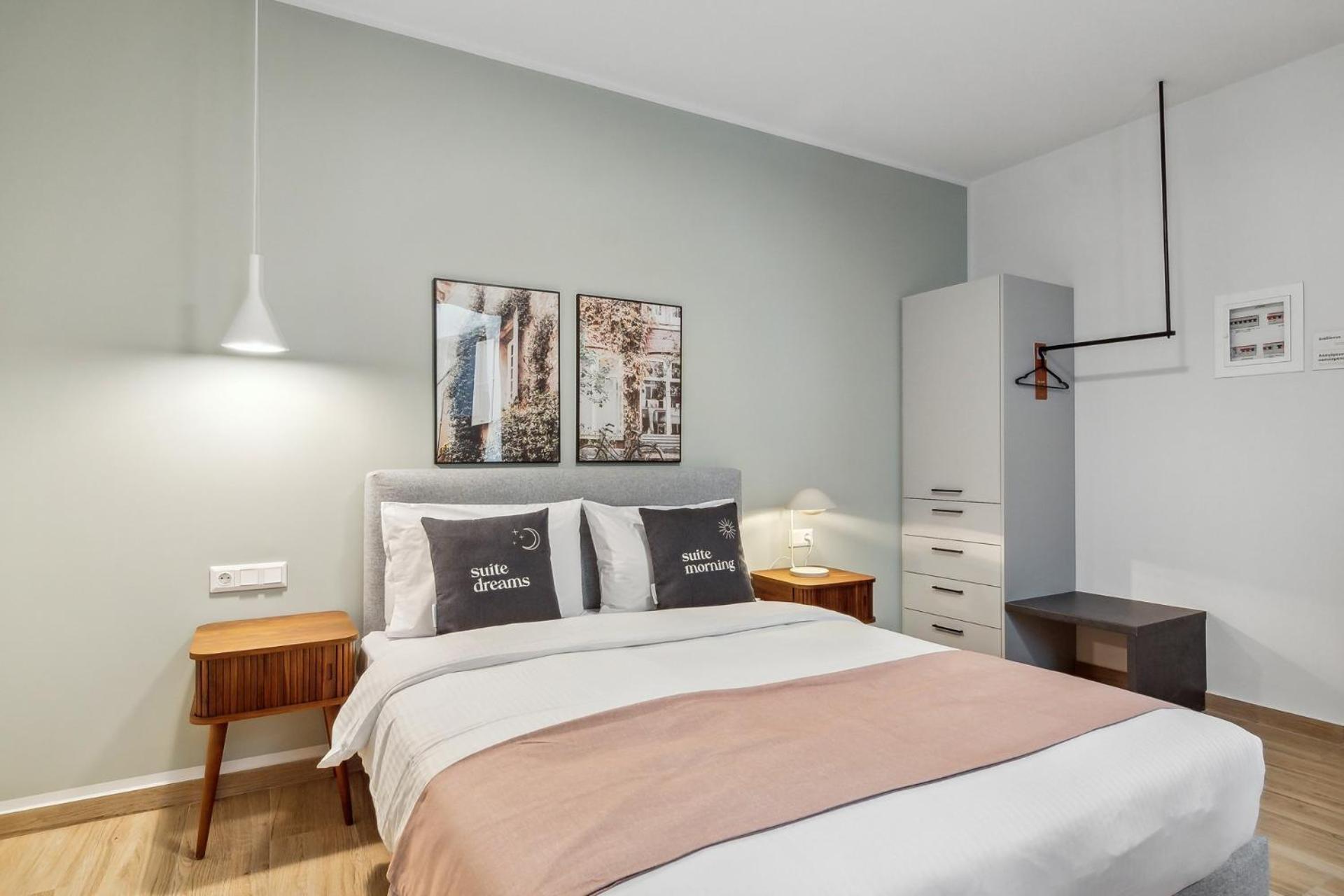 Apartment Limehome Solonos Center *