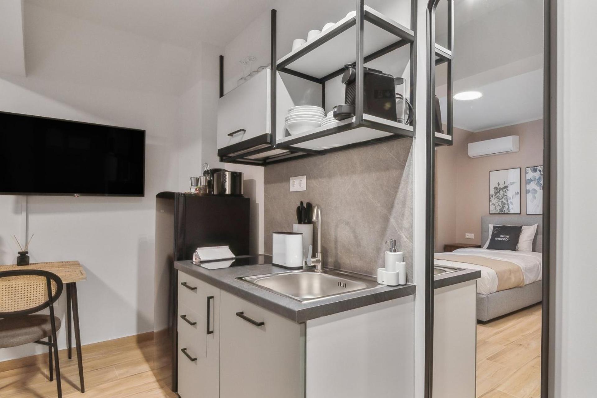 Limehome Solonos Center Apartment Athens