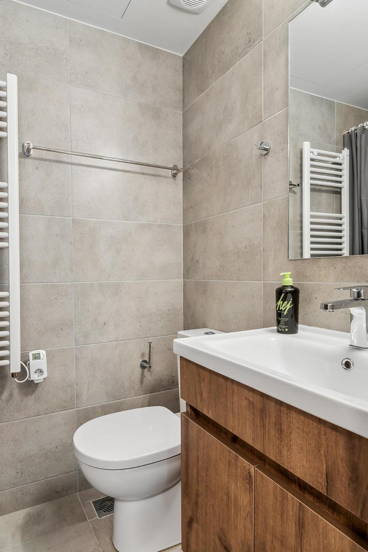 Limehome Solonos Center * Athens