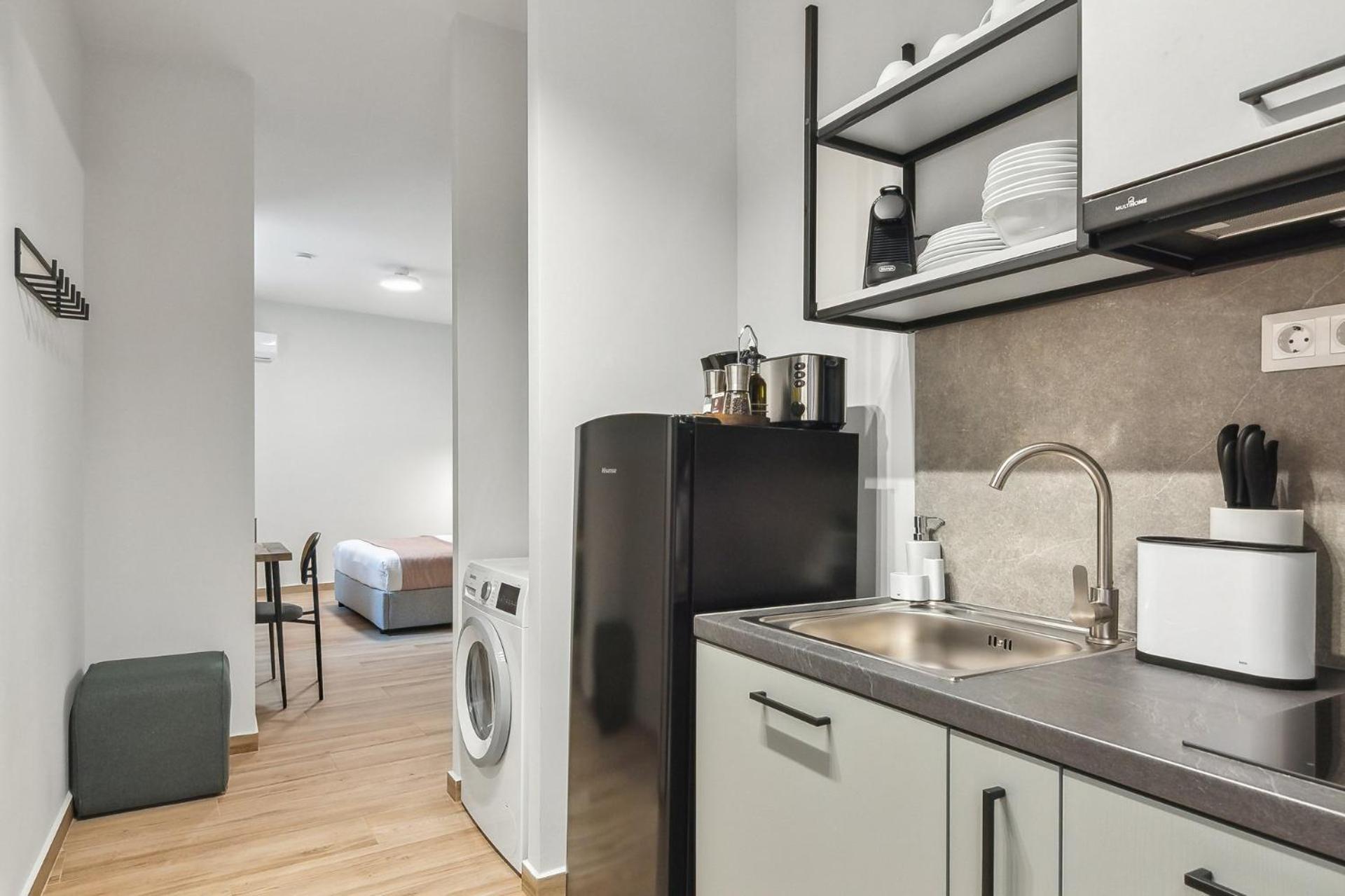 Limehome Solonos Center Apartment *